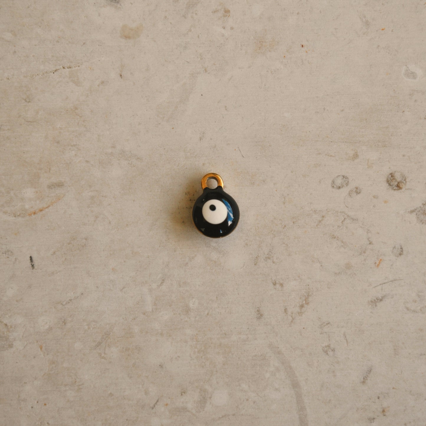 Ojo Turco Negro
