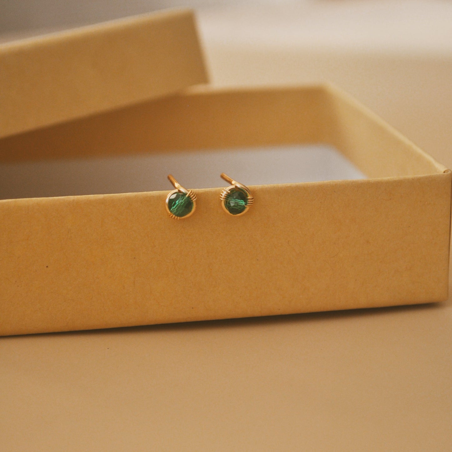Topo Studs